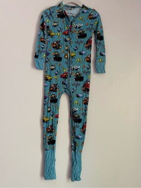 Posh peanut bamboo pajamas Disney cars print size 3T